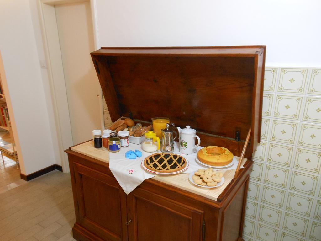 B&B Le Stanze Del Chiostro Serra deʼ Conti Dış mekan fotoğraf